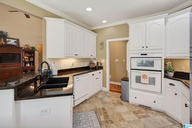 20 BONNIE BLUE CIRCLE, Sylacauga, AL 35150