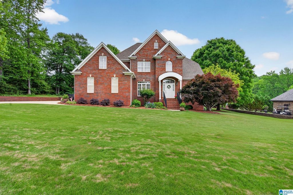 20 BONNIE BLUE CIRCLE, Sylacauga, AL 35150