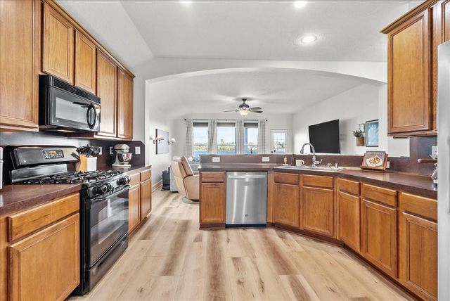 3284 Gladewater Lane, League City, TX 77573