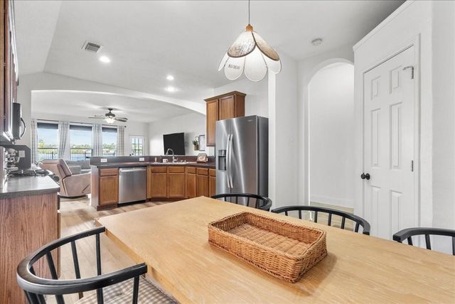 3284 Gladewater Lane, League City, TX 77573