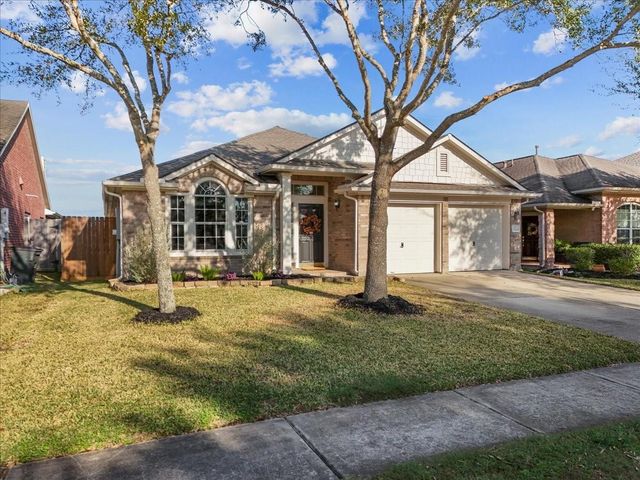 3284 Gladewater Lane, League City, TX 77573