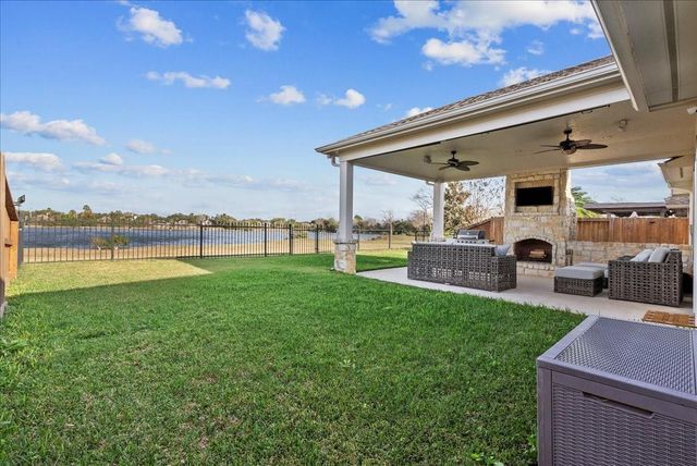 3284 Gladewater Lane, League City, TX 77573