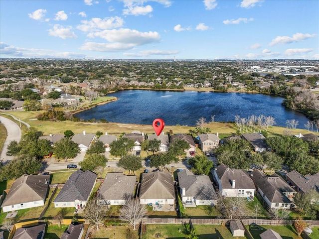 3284 Gladewater Lane, League City, TX 77573