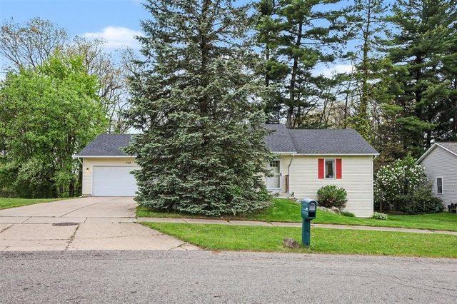 165 Hunters Trail Court, Middleville, MI 49333