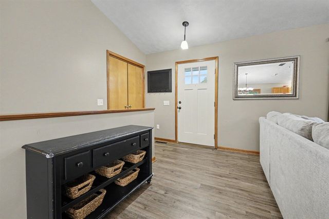 165 Hunters Trail Court, Middleville, MI 49333