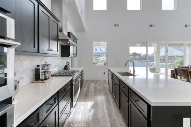 1736 N Renn, Clovis, CA 93619