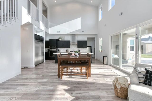 1736 N Renn, Clovis, CA 93619