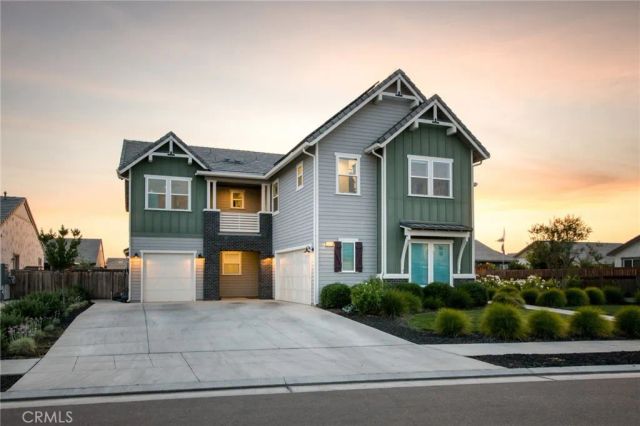 1736 N Renn, Clovis, CA 93619