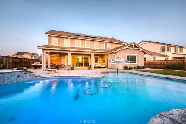 1736 N Renn, Clovis, CA 93619