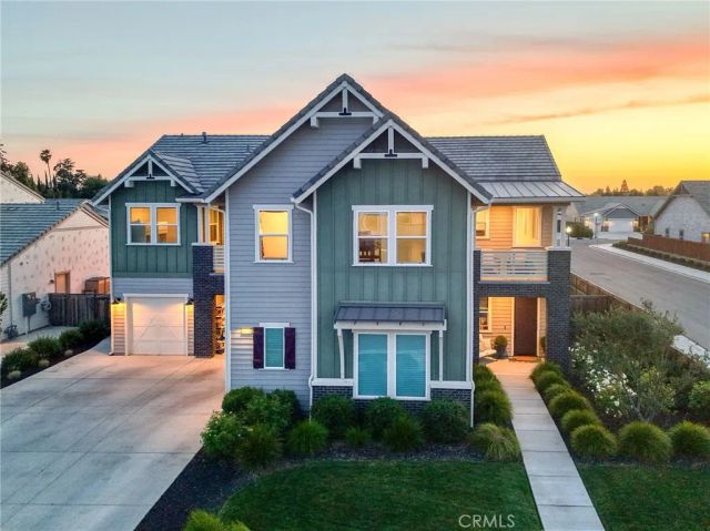 1736 N Renn, Clovis, CA 93619