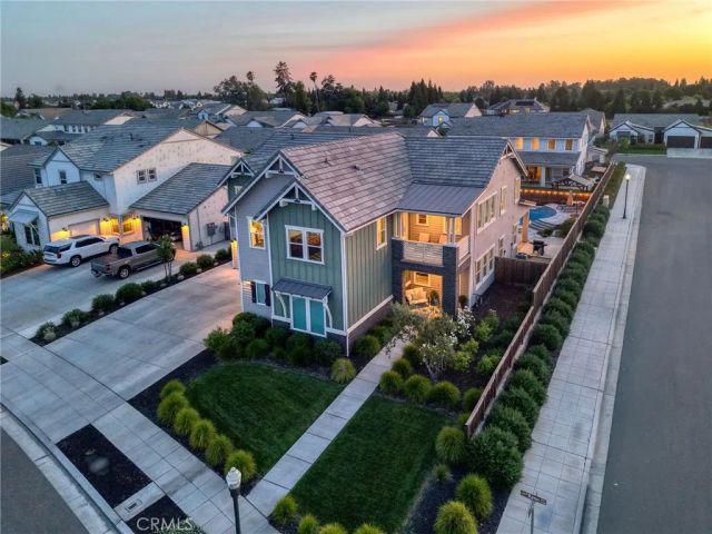 1736 N Renn, Clovis, CA 93619