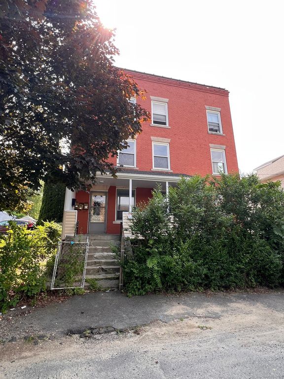640 Wilson Street 2nd Fl., Waterbury, CT 06708