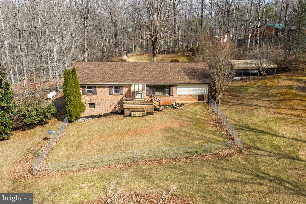 Image 2 of property listing at 2130 LEON RD, Culpeper, VA 22701