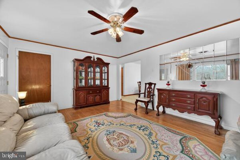 Image 19 of property listing at 2130 LEON RD, Culpeper, VA 22701