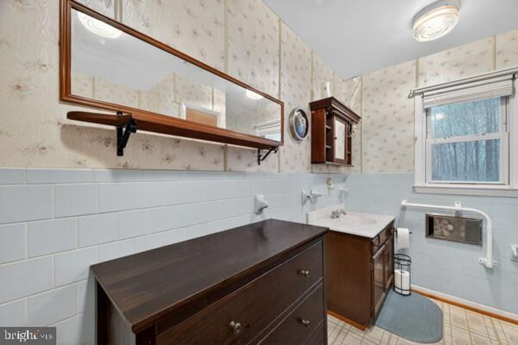 Image 24 of property listing at 2130 LEON RD, Culpeper, VA 22701