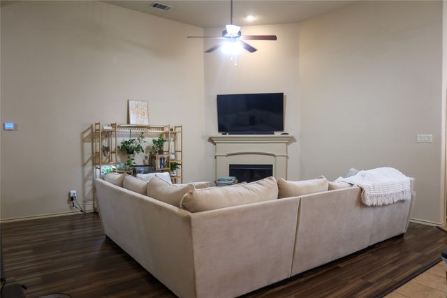 532 Vidalia Court, Fort Worth, TX 76052