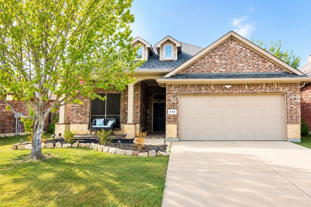 532 Vidalia Court, Fort Worth, TX 76052