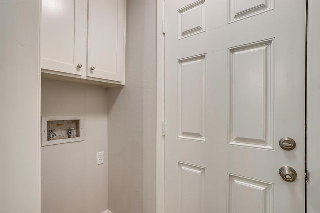 144 Suzanne Terrace, Burleson, TX 76028