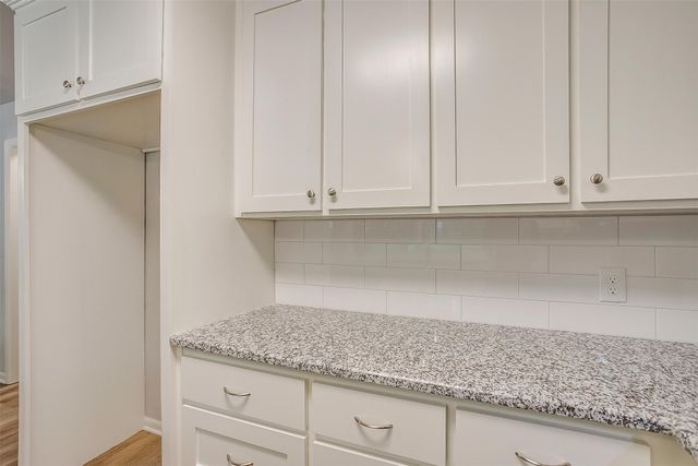 144 Suzanne Terrace, Burleson, TX 76028