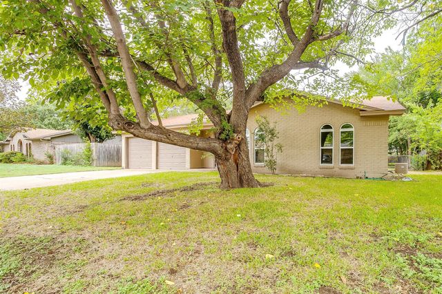 144 Suzanne Terrace, Burleson, TX 76028