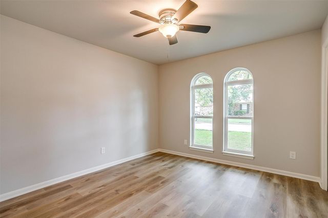 144 Suzanne Terrace, Burleson, TX 76028