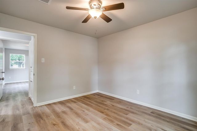 144 Suzanne Terrace, Burleson, TX 76028