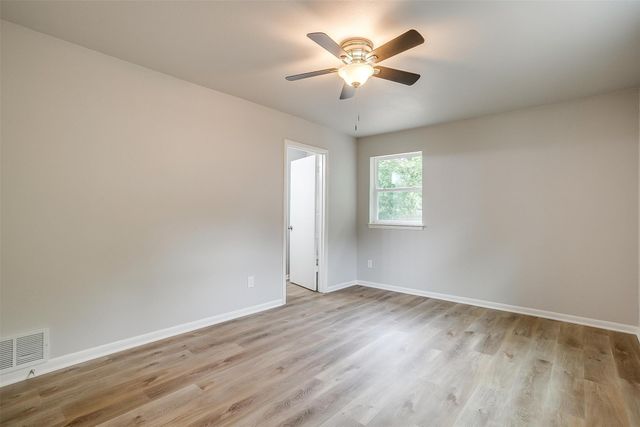 144 Suzanne Terrace, Burleson, TX 76028