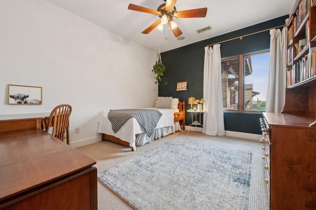 8906 Paramount Court NE, Albuquerque, NM 87122