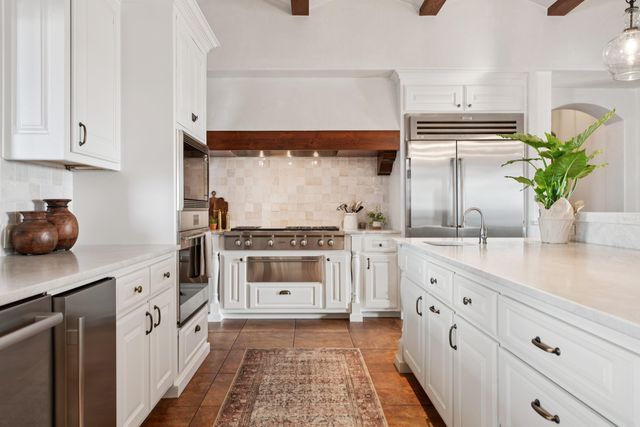 8906 Paramount Court NE, Albuquerque, NM 87122