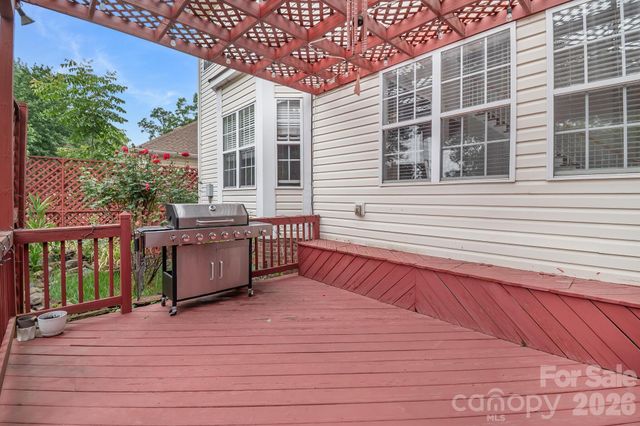 11537 Mcginns Trace Court, Charlotte, NC 28277