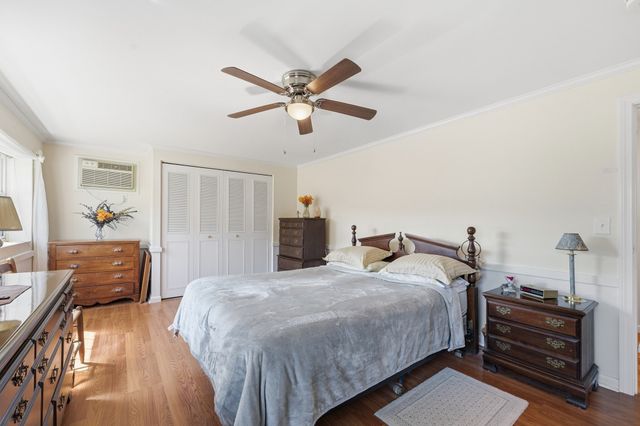 257 North Main St 8, Andover, MA 01810