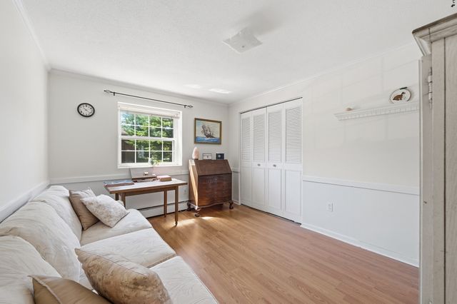 257 North Main St 8, Andover, MA 01810