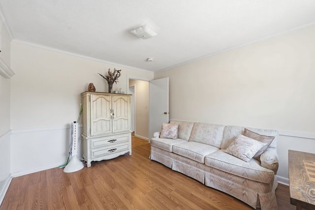 257 North Main St 8, Andover, MA 01810