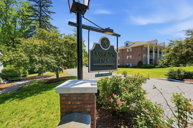 257 North Main St 8, Andover, MA 01810