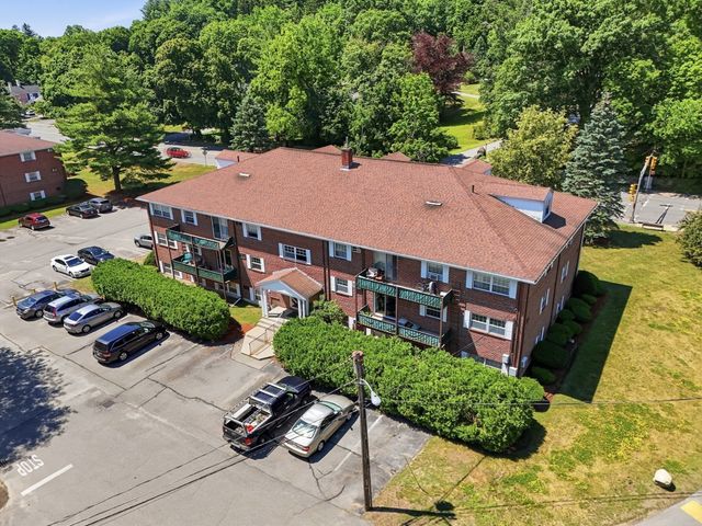 257 North Main St 8, Andover, MA 01810