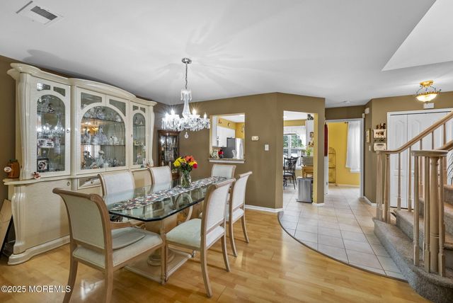 33 Oliver Court 1, Freehold, NJ 07728