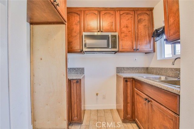 1712 E 57th, Los Angeles, CA 90058