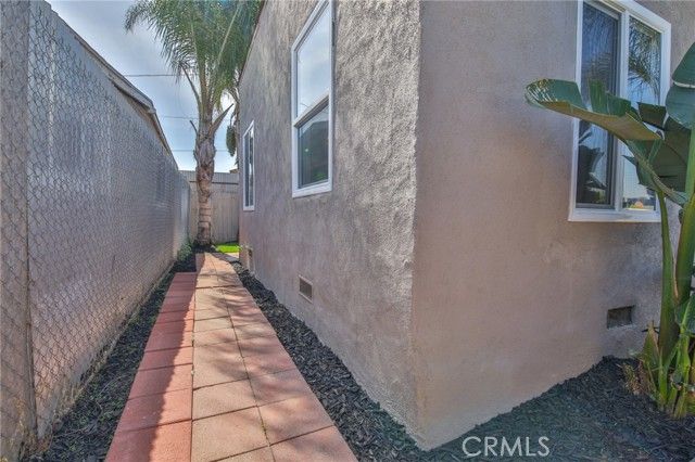 1712 E 57th, Los Angeles, CA 90058