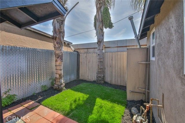 1712 E 57th, Los Angeles, CA 90058