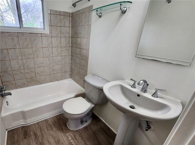 120 Biscayne NW Drive C5, Atlanta, GA 30309