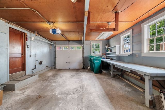 1 Douglass St, Lynn, MA 01904