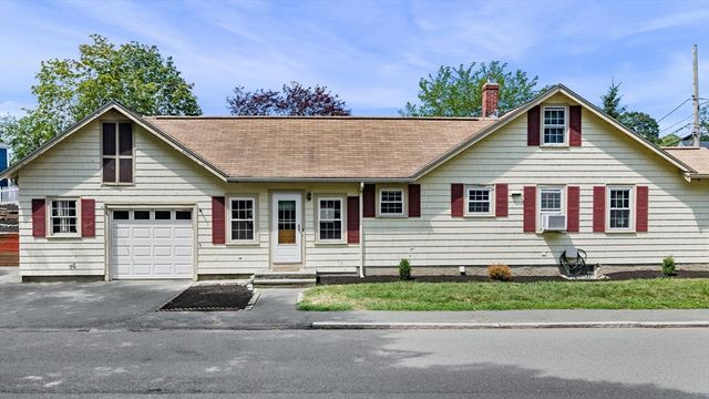 1 Douglass St, Lynn, MA 01904