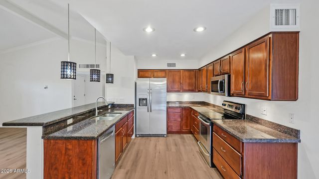 4800 N 68TH Street 285, Scottsdale, AZ 85251