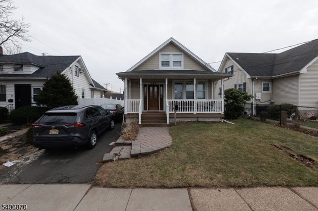 264 W Colfax Ave, Roselle Park Boro, NJ 07204