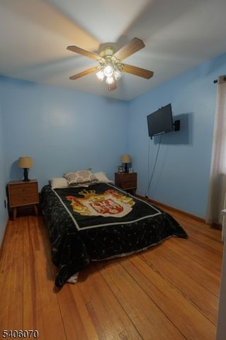 264 W Colfax Ave, Roselle Park Boro, NJ 07204