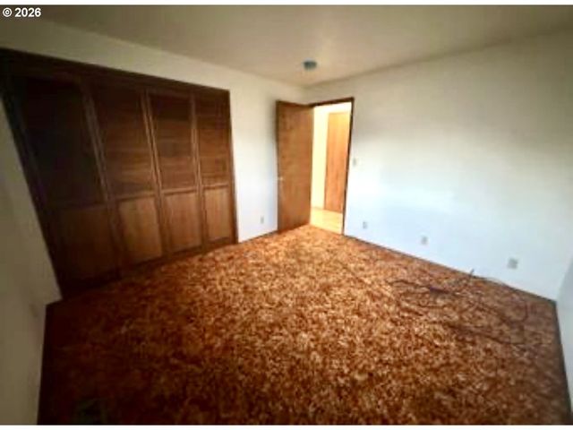 2691 14TH St, North Bend, OR 97459