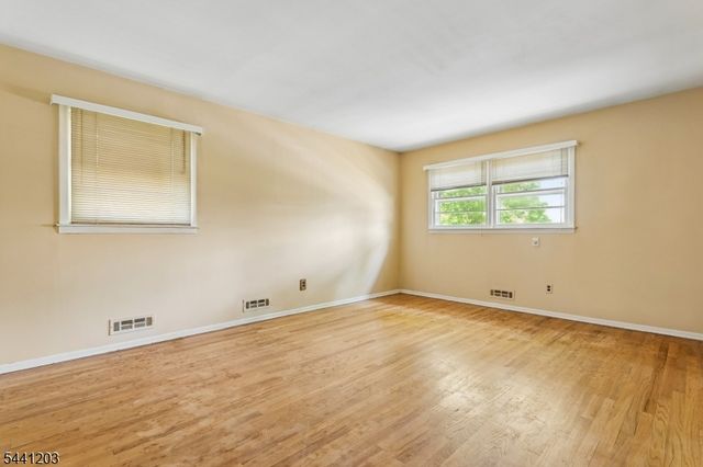 707 Gallows Hill Rd, Cranford Twp., NJ 07016