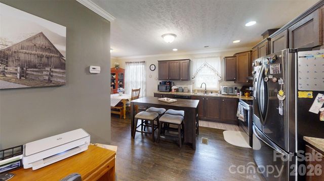 75 Pine Mount Road, Weaverville, NC 28787