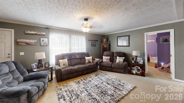 75 Pine Mount Road, Weaverville, NC 28787
