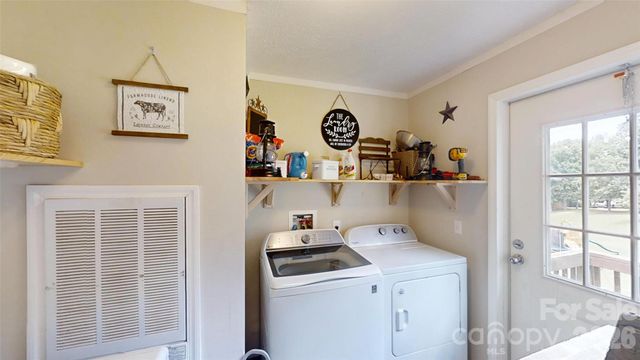 75 Pine Mount Road, Weaverville, NC 28787